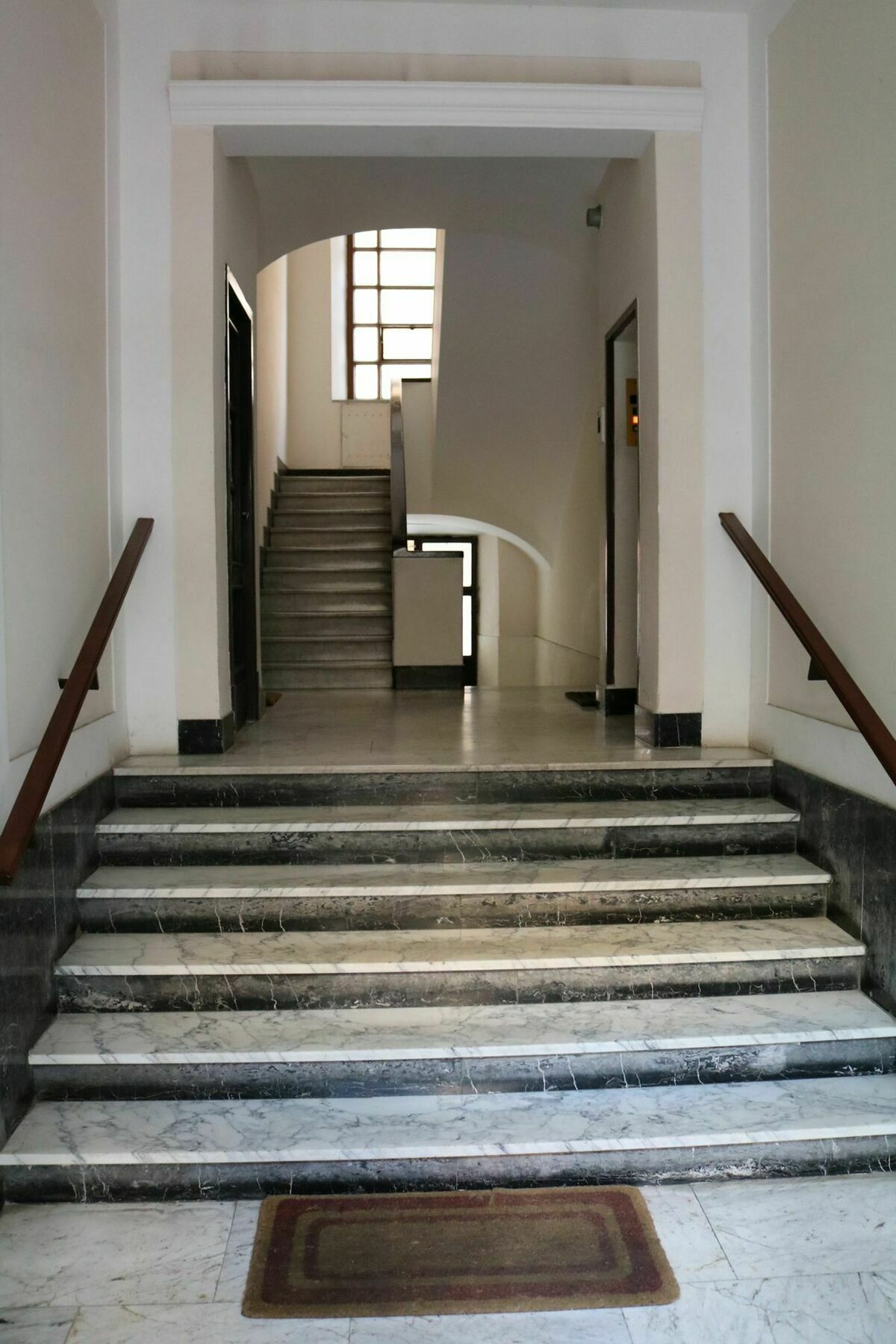 Charming Vatican Apartment *